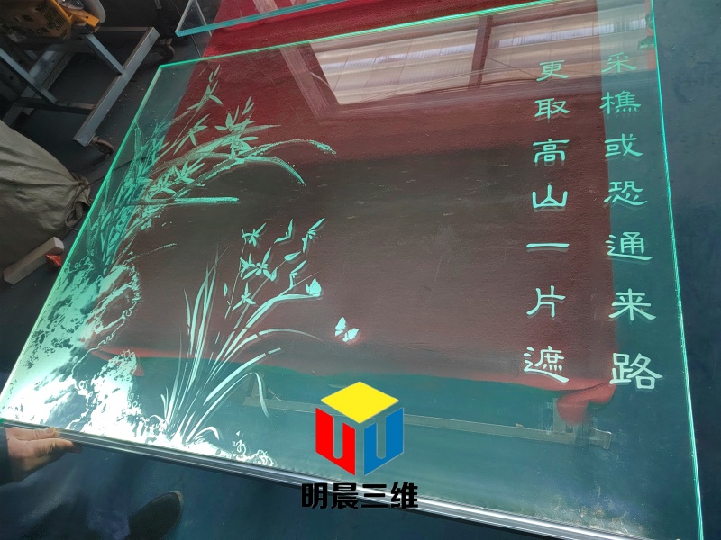 激光內雕玻璃：穿越時空的夢幻之窗